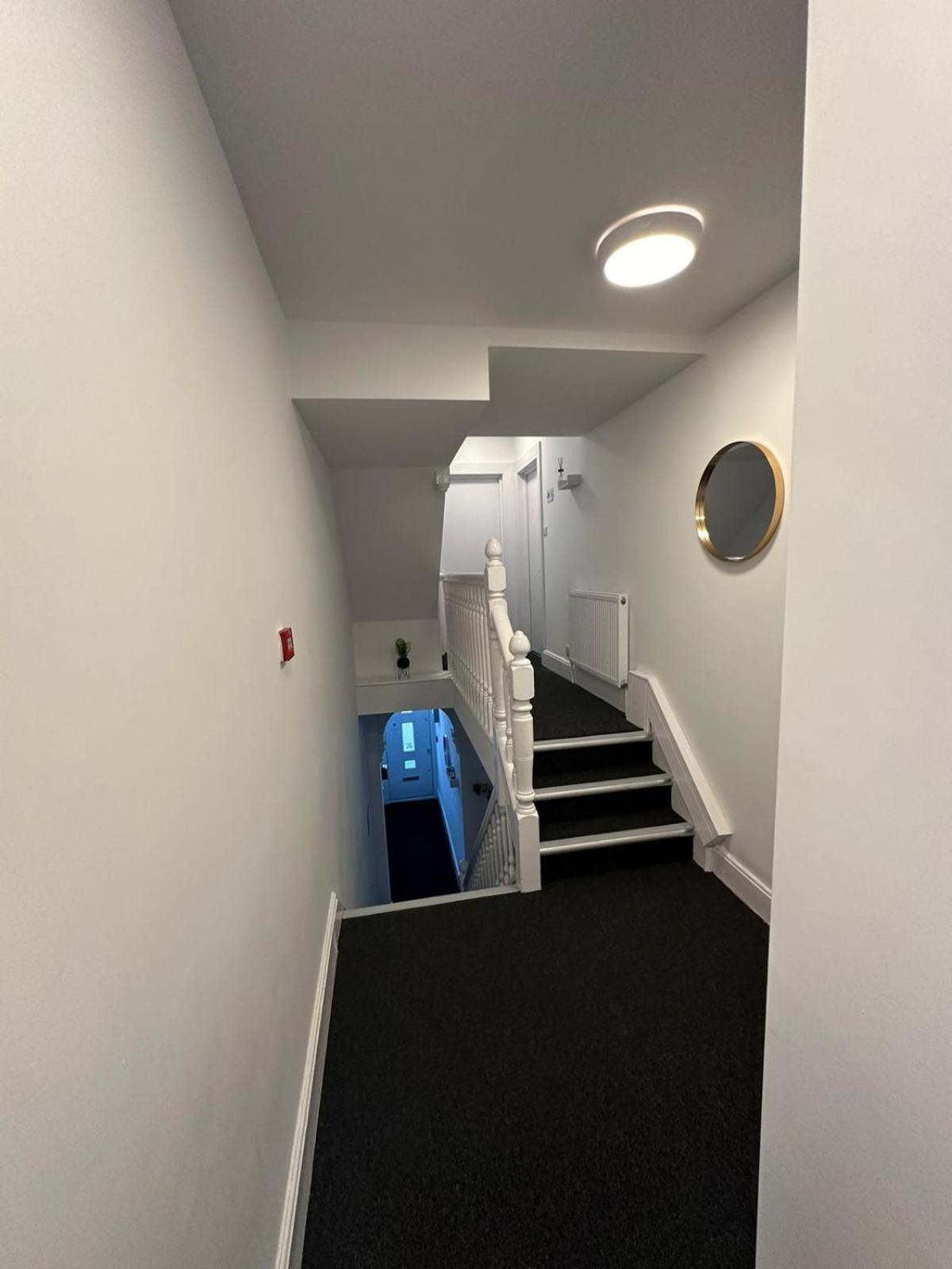 Cambridge Central Rooms - Tas Accommodations Extérieur photo