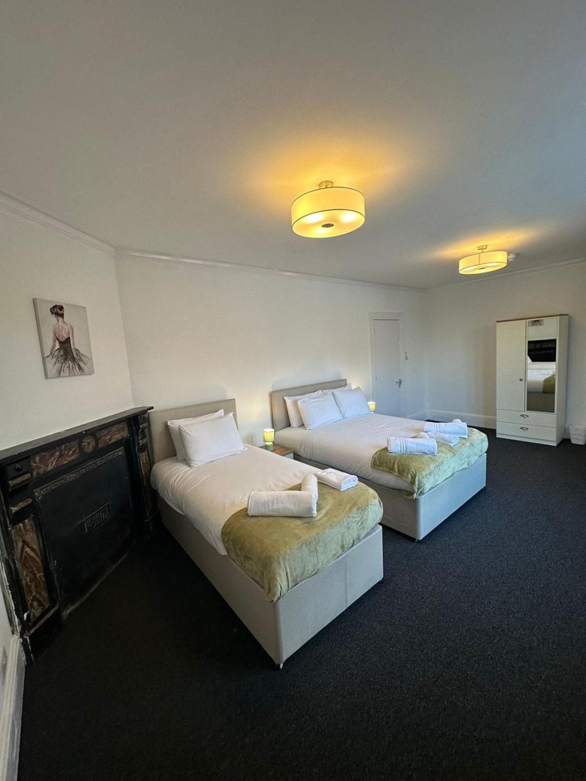 Cambridge Central Rooms - Tas Accommodations Extérieur photo