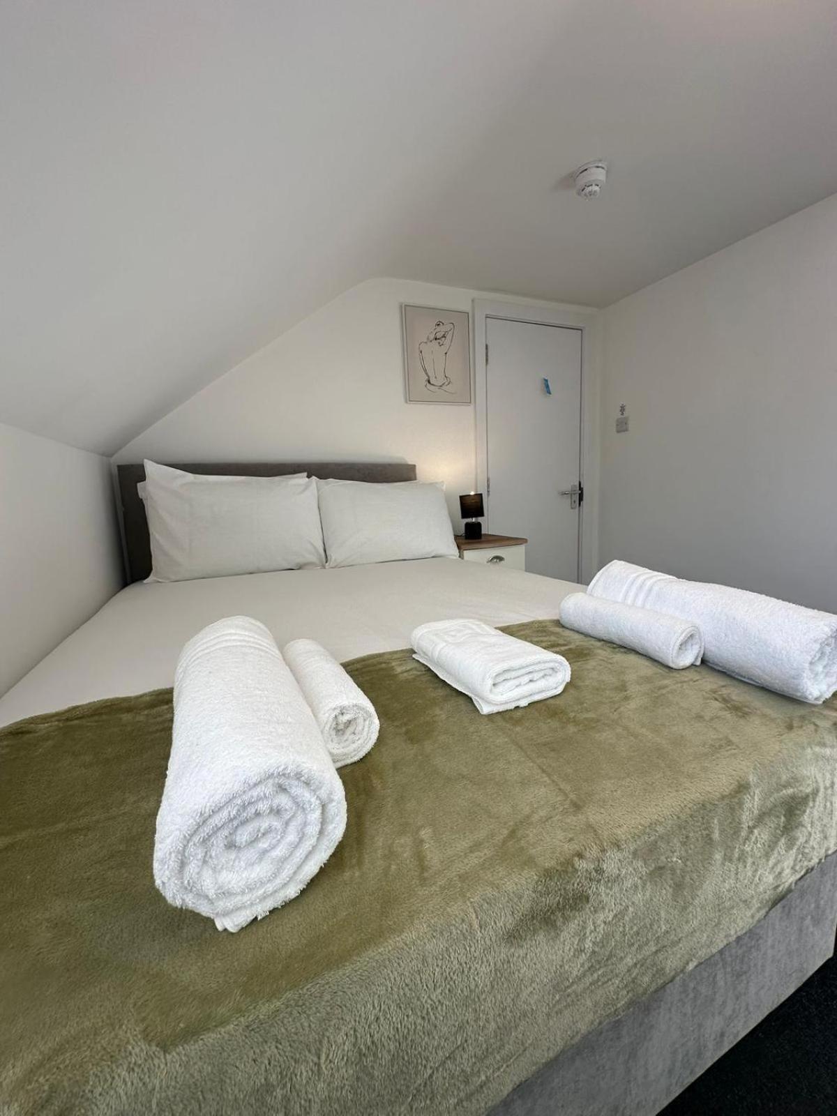 Cambridge Central Rooms - Tas Accommodations Extérieur photo