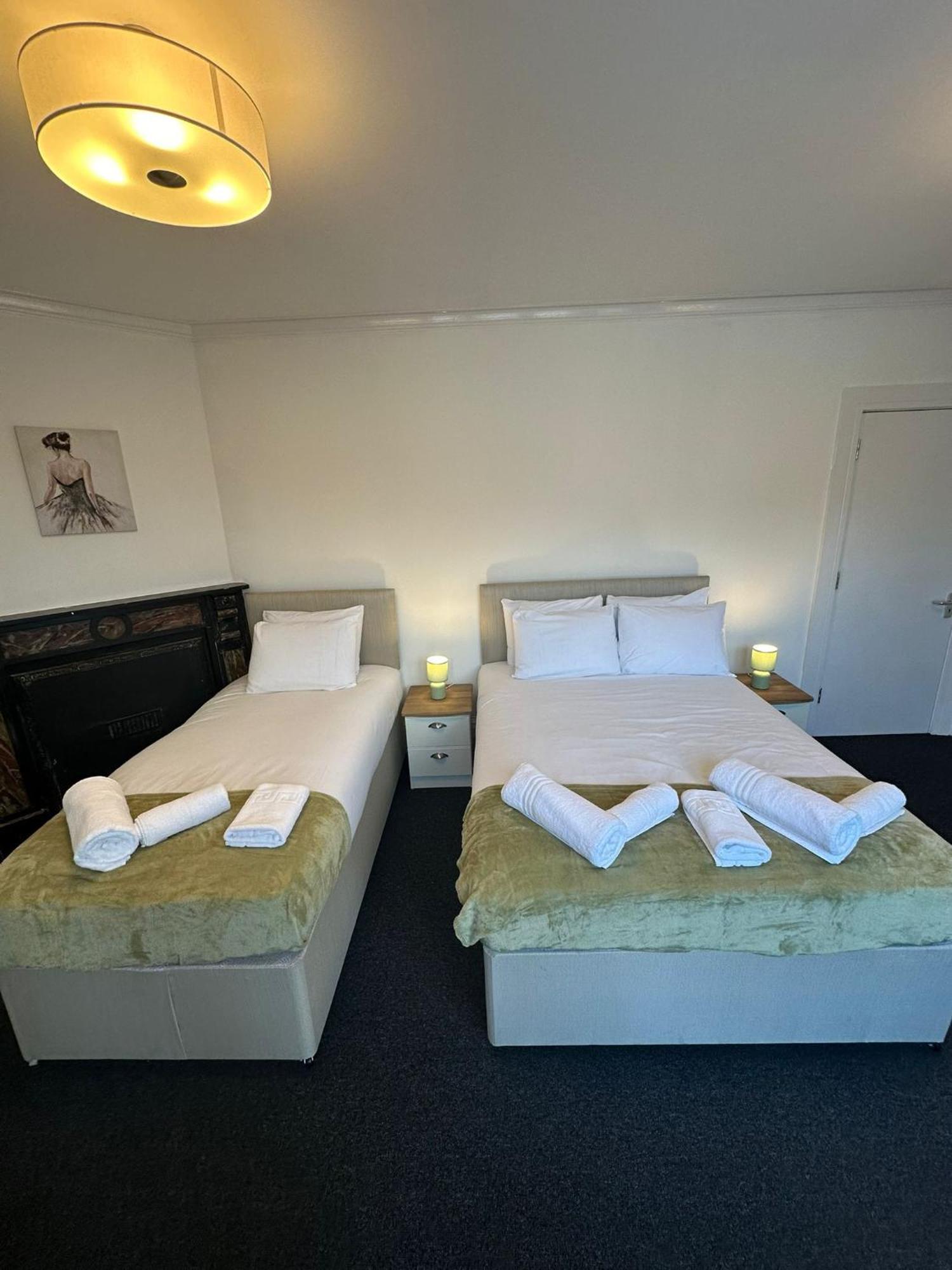 Cambridge Central Rooms - Tas Accommodations Extérieur photo